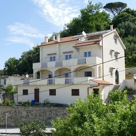 Apartament Ivanica Palit