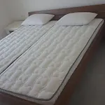 Ivanica Apartament Palit
