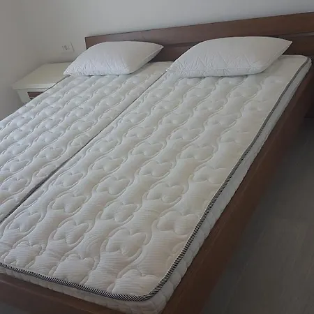 Ivanica Apartament Palit