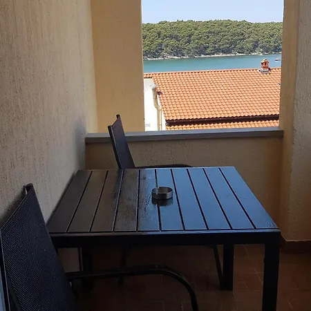 Apartment Ivanica Palit